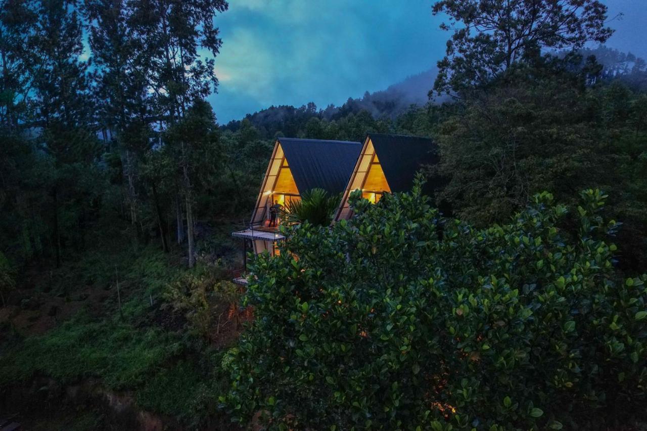 Wild Bee Hostel Элла Экстерьер фото