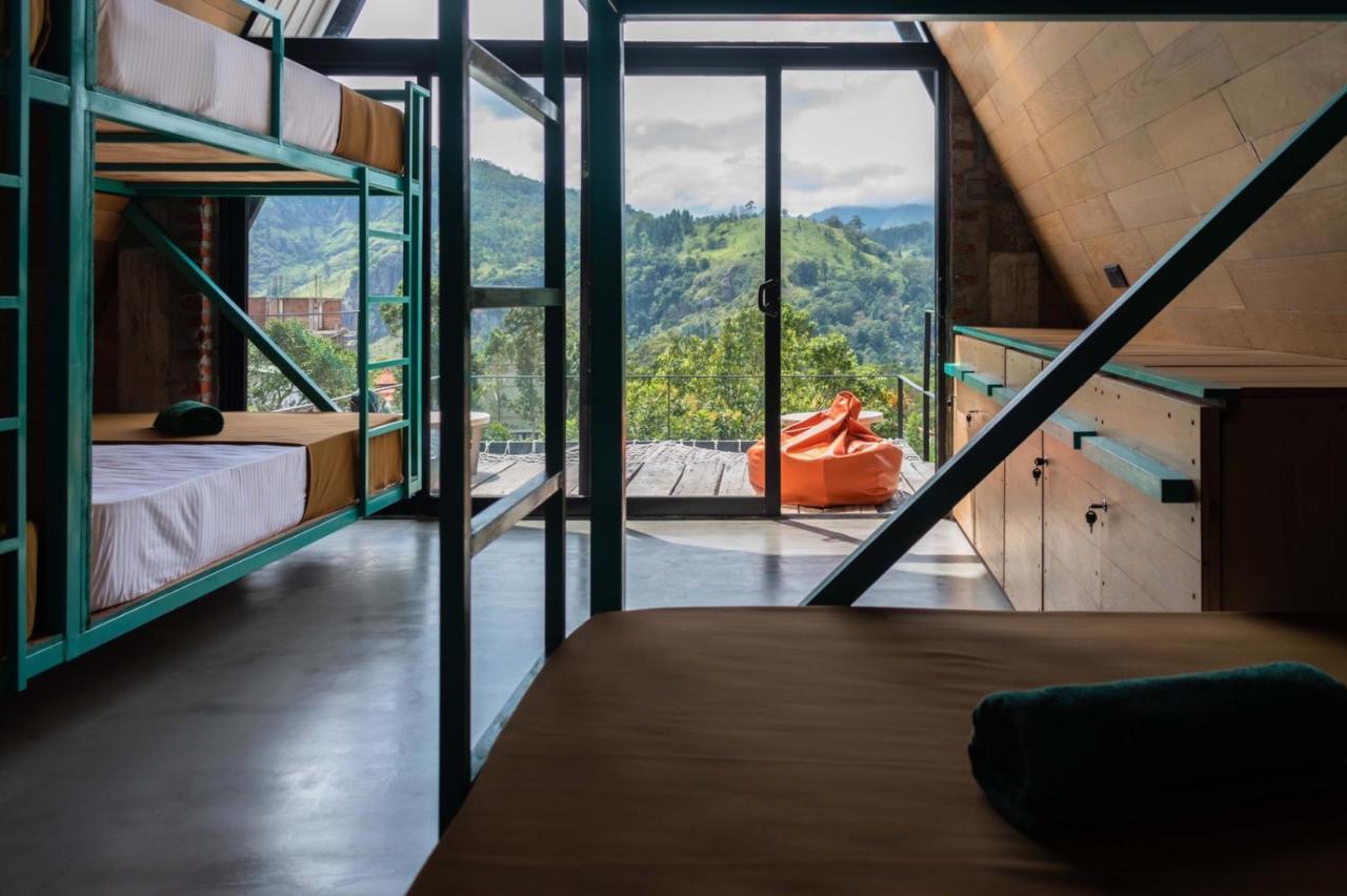 Wild Bee Hostel Элла Экстерьер фото